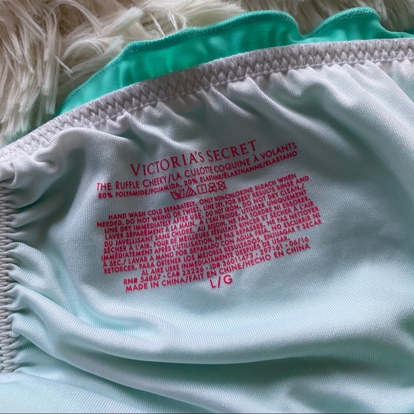 VS The Ruffle Cheeky - Picture 3 of 6